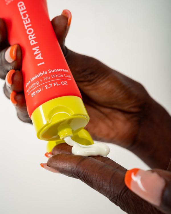 Uncover Aloe Invisible Sunscreen - Image 4